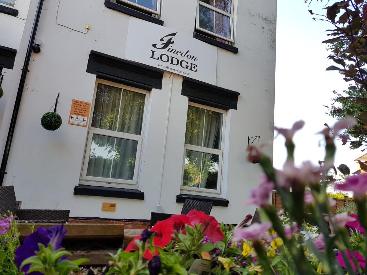 Finedon Lodge 威灵堡 外观 照片